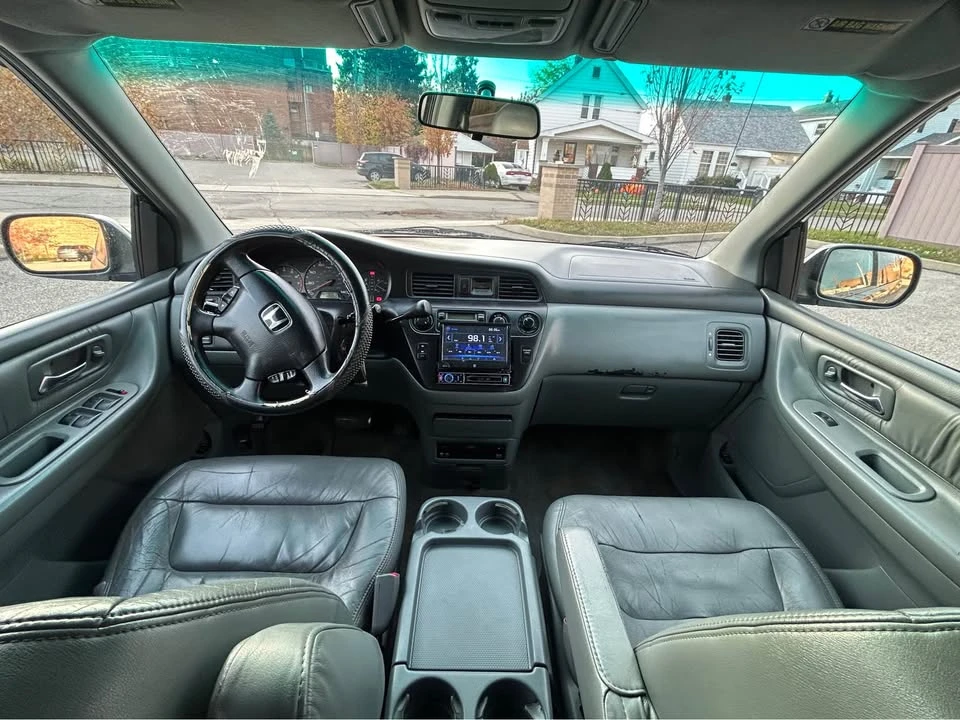 2004 Honda Odyssey - Image 7 of 8