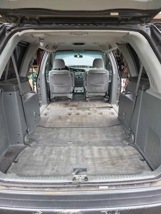 2004 Honda Odyssey - Image 13 of 14