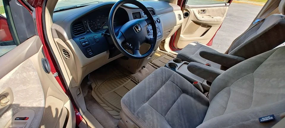 2004 Honda Odyssey - Image 7 of 18