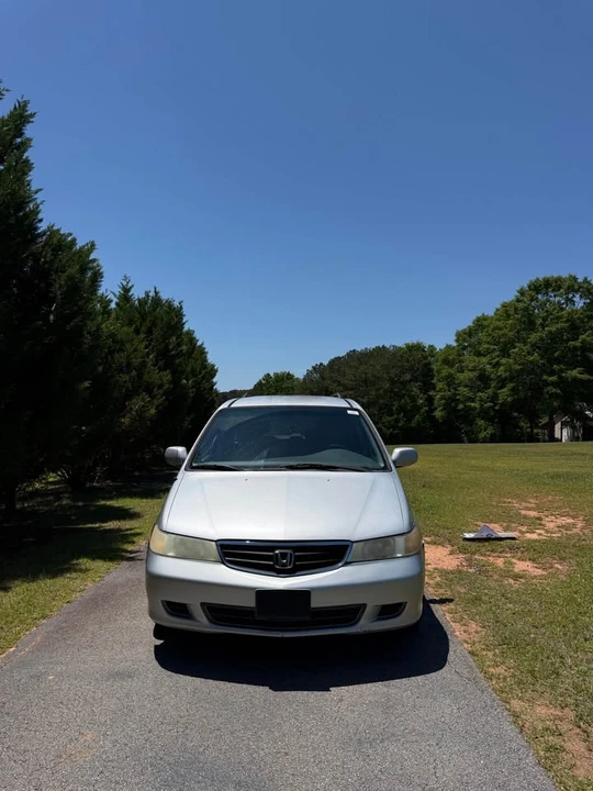 2004 Honda Odyssey - Image 2 of 10