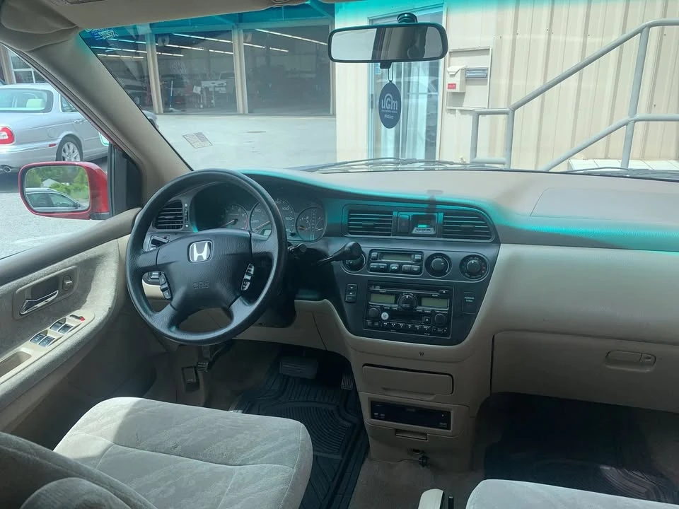 2004 Honda Odyssey - Image 7 of 11