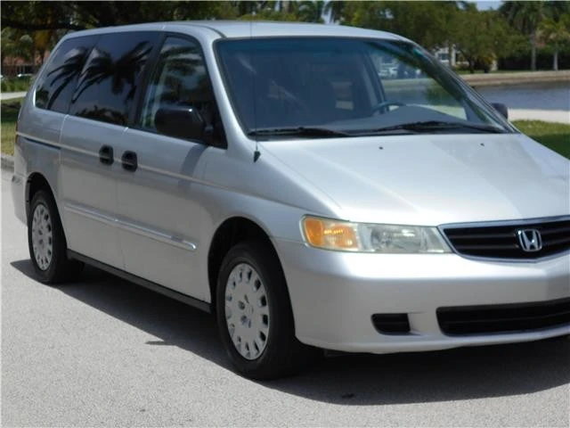 2004 Honda Odyssey - Image 3 of 12