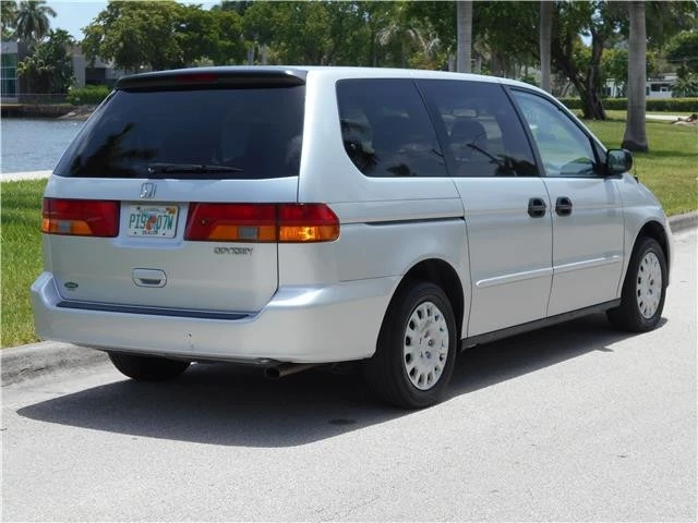 2004 Honda Odyssey - Image 12 of 12