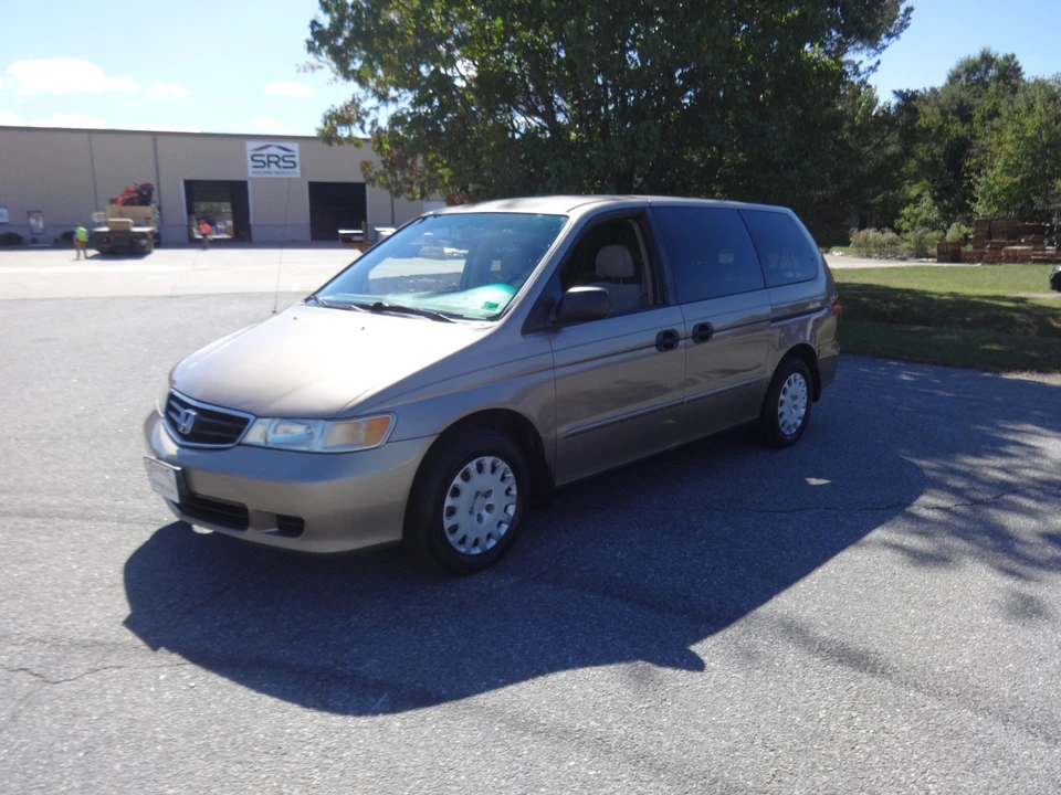2004 Honda Odyssey - Image 3 of 20