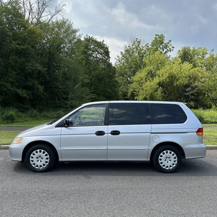 2004 Honda Odyssey - Image 8 of 12