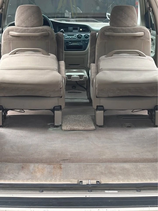2004 Honda Odyssey - Image 9 of 20