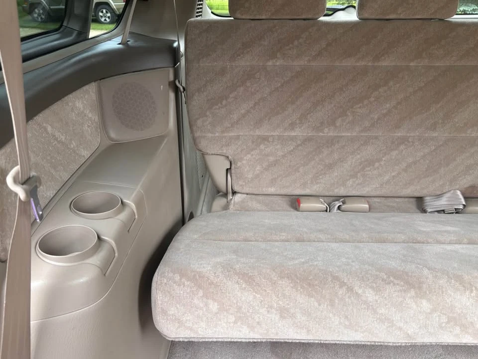 2004 Honda Odyssey - Image 18 of 20