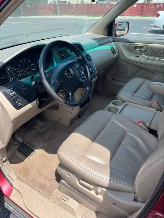 2004 Honda Odyssey - Image 7 of 8