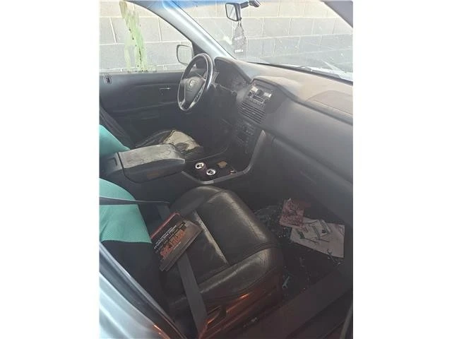 2004 Honda Pilot 1st Gen - Image 6 of 9