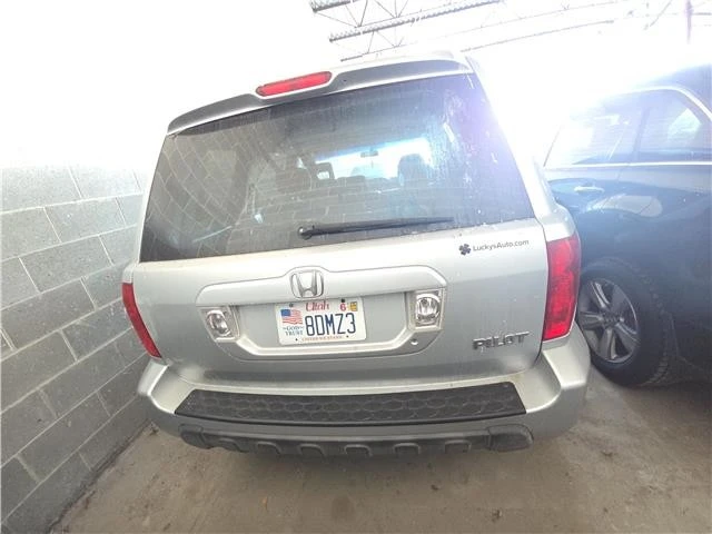 2004 Honda Pilot 1st Gen - Image 4 of 9