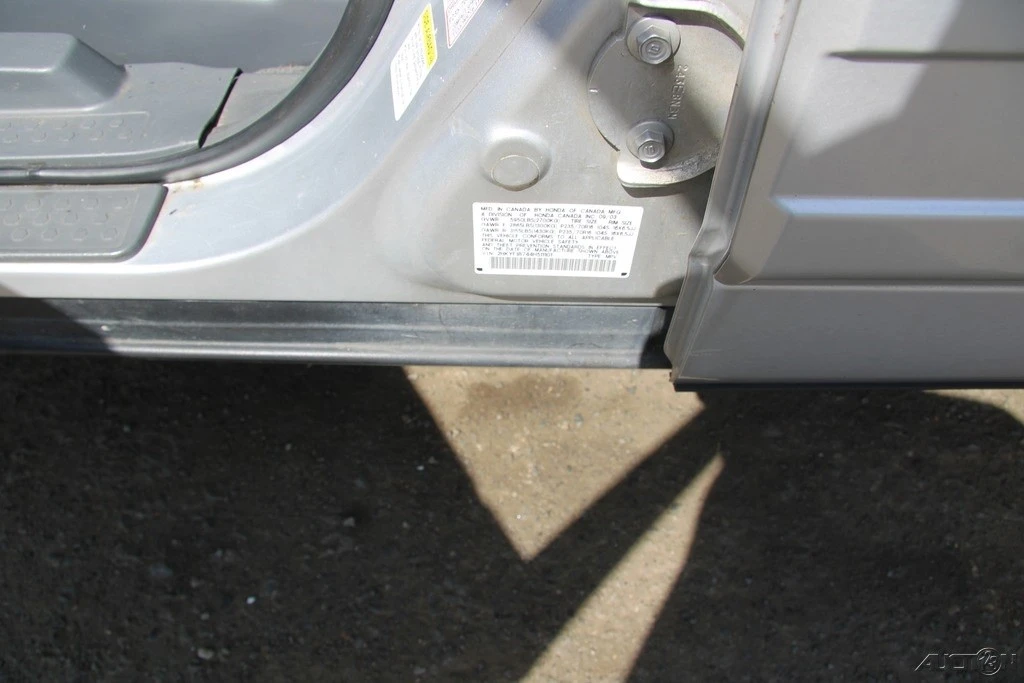 2004 Honda Pilot 1st Gen - Image 12 of 21