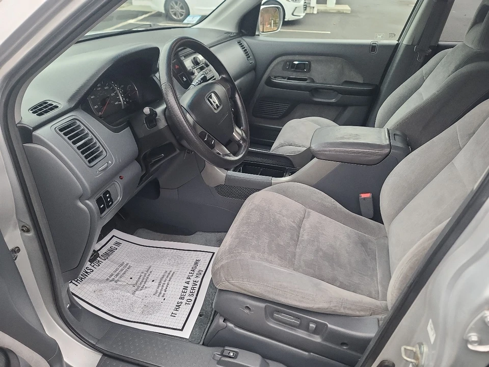 2004 Honda Pilot 1st Gen - Image 10 of 21