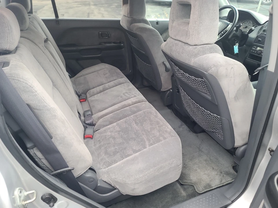 2004 Honda Pilot 1st Gen - Image 16 of 21