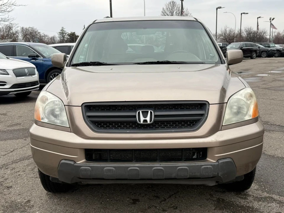 2004 Honda Pilot 1st Gen - Image 2 of 12