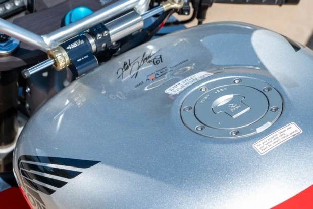 2004 Honda RC51 - Image 3 of 8