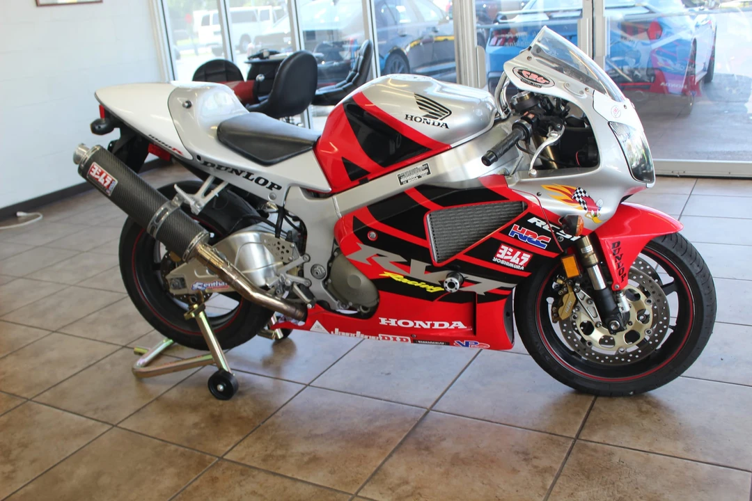2004 Honda RC51 - Image 14 of 31