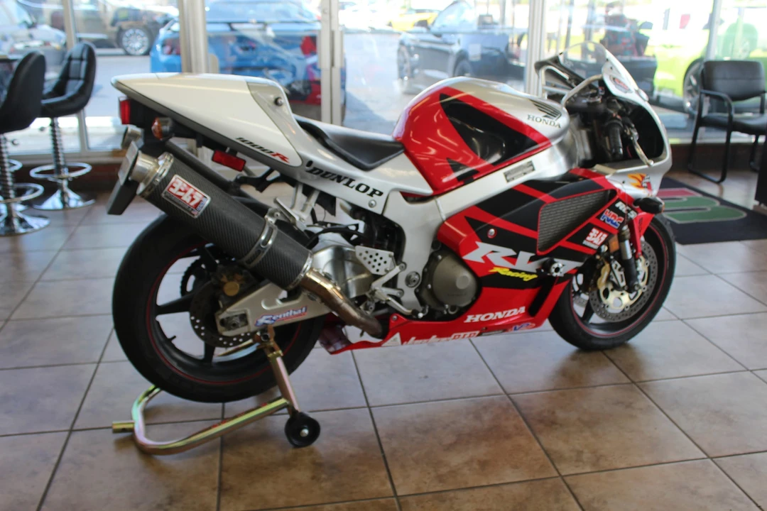 2004 Honda RC51 - Image 13 of 31