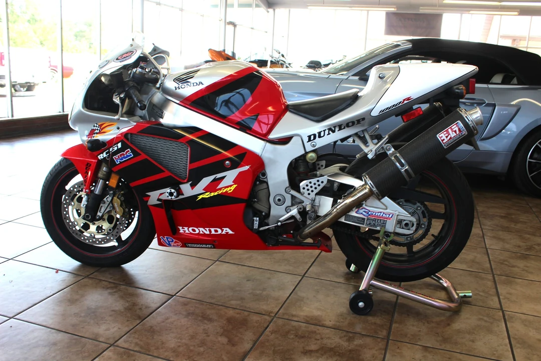 2004 Honda RC51 - Image 8 of 31