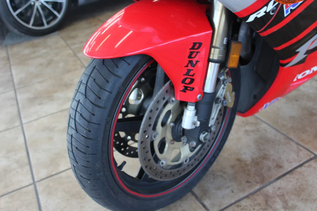 2004 Honda RC51 - Image 18 of 31