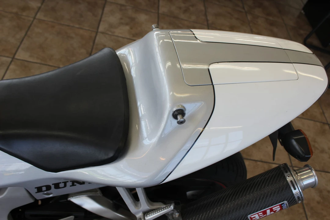 2004 Honda RC51 - Image 23 of 31