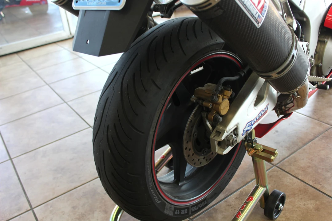 2004 Honda RC51 - Image 27 of 31