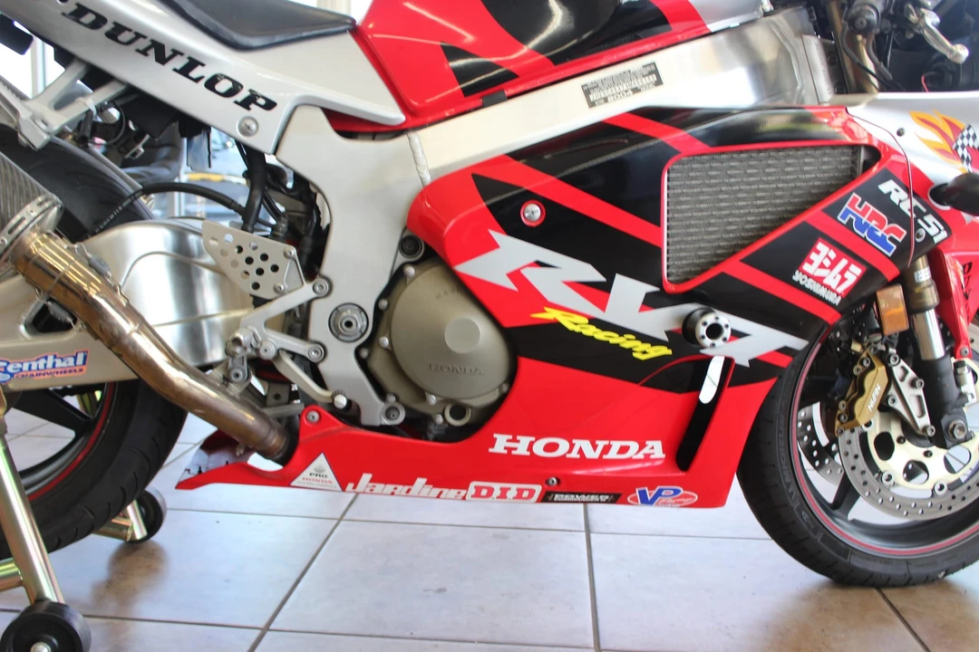 2004 Honda RC51 - Image 30 of 31