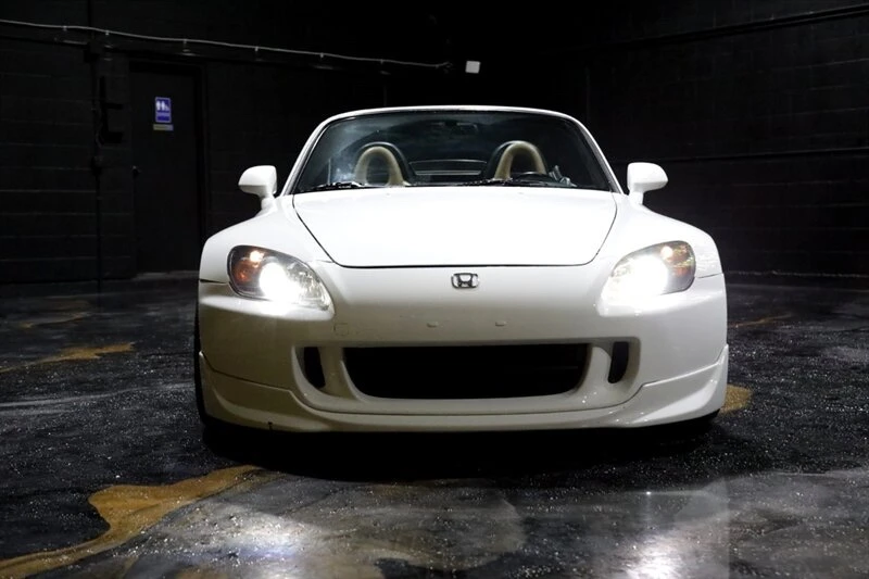 2004 Honda AP2 S2000 - Image 2 of 10