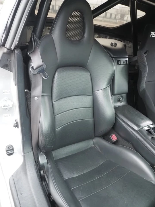 2004 Honda AP2 S2000 - Image 10 of 10