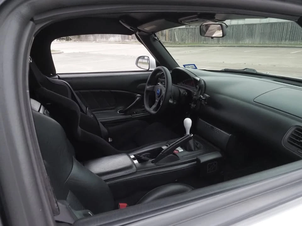 2004 Honda AP2 S2000 - Image 9 of 10