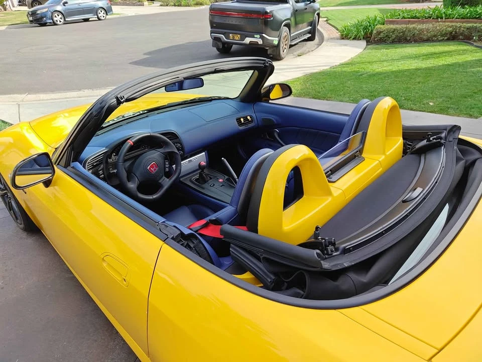 2004 Honda AP2 S2000 - Image 4 of 4