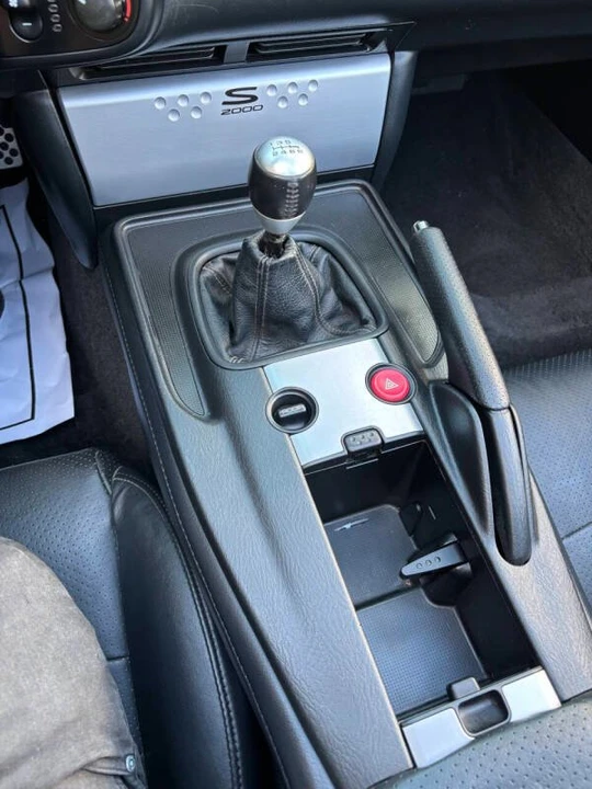 2004 Honda AP2 S2000 - Image 12 of 19