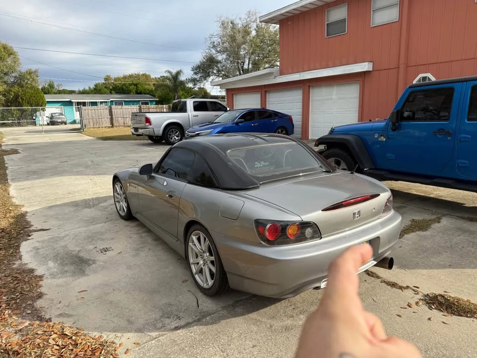 2004 Honda AP2 S2000 - Image 2 of 9
