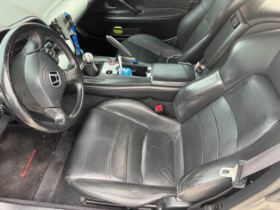 2004 Honda AP2 S2000 - Image 8 of 9