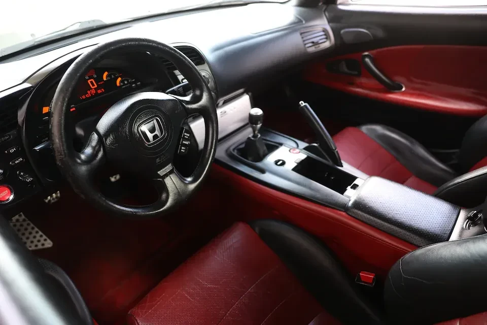 2004 Honda AP2 S2000 - Image 5 of 10