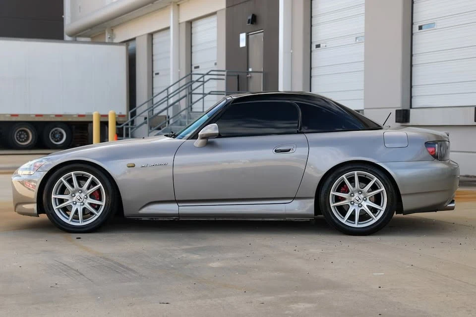 2004 Honda AP2 S2000 - Image 3 of 10