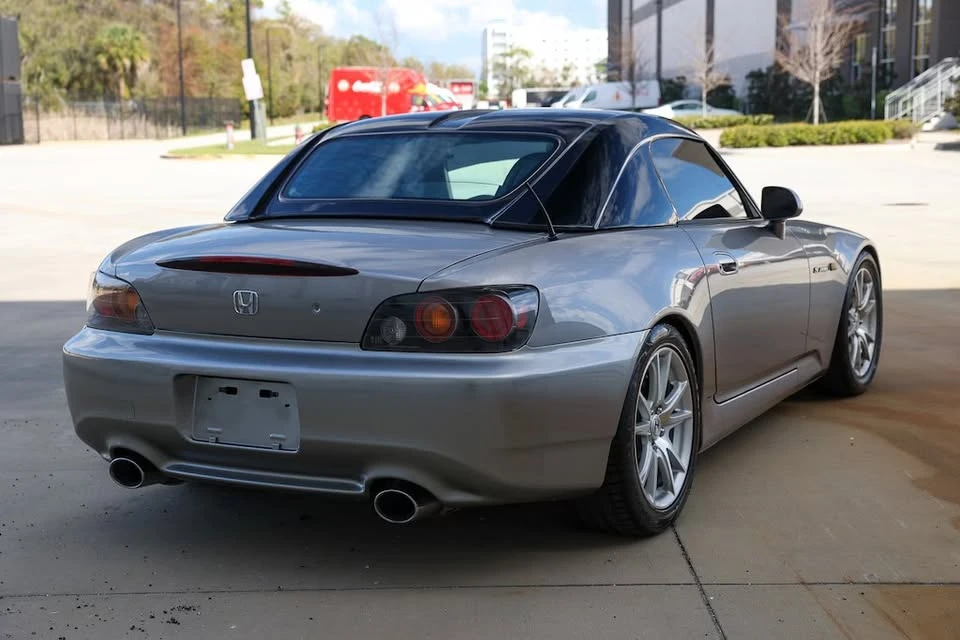 2004 Honda AP2 S2000 - Image 10 of 10
