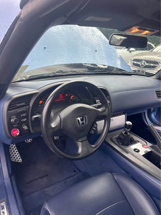 2004 Honda AP2 S2000 - Image 8 of 14