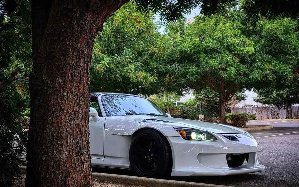 2004 Honda AP2 S2000 - Image 2 of 5