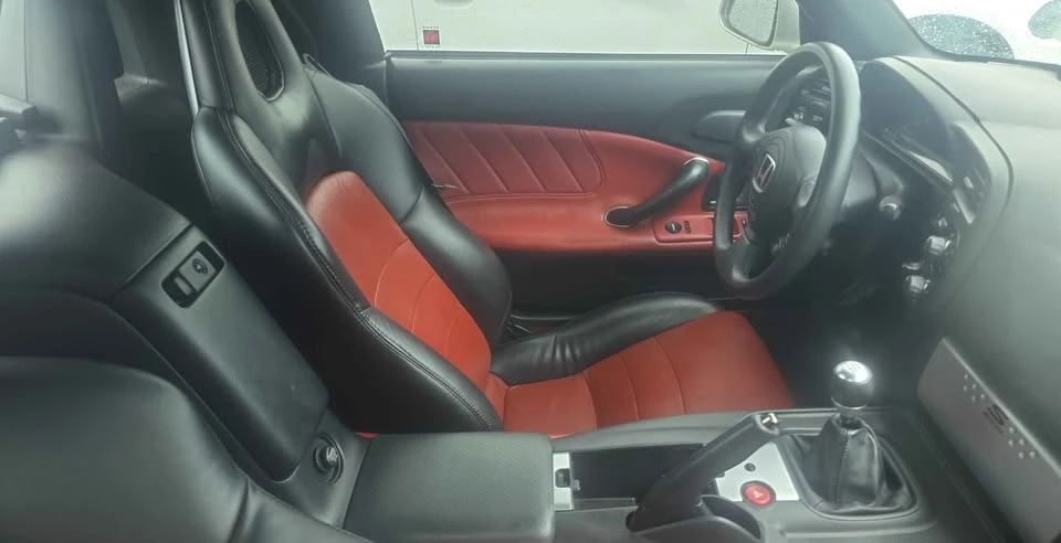 2004 Honda AP2 S2000 - Image 8 of 10