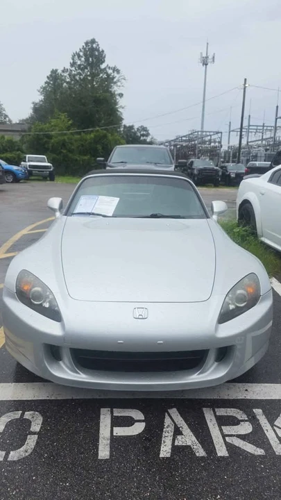 2004 Honda AP2 S2000 - Image 2 of 10
