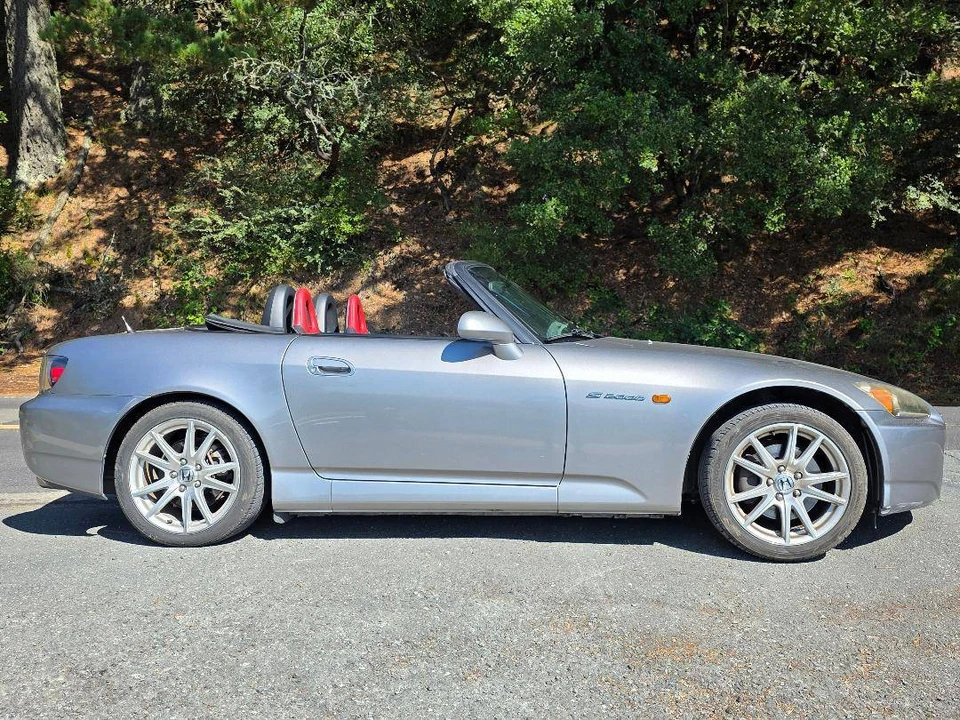 2004 Honda AP2 S2000 - Image 9 of 16