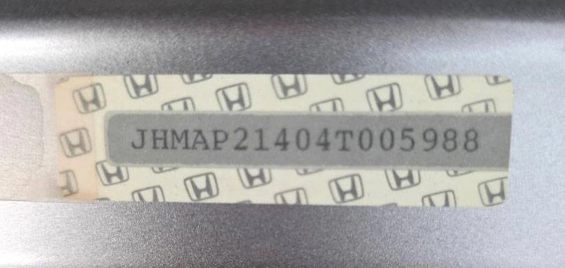 2004 Honda AP2 S2000 - Image 14 of 16