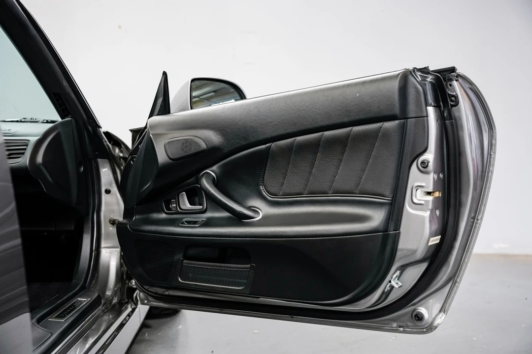 2004 Honda AP2 S2000 - Image 23 of 31