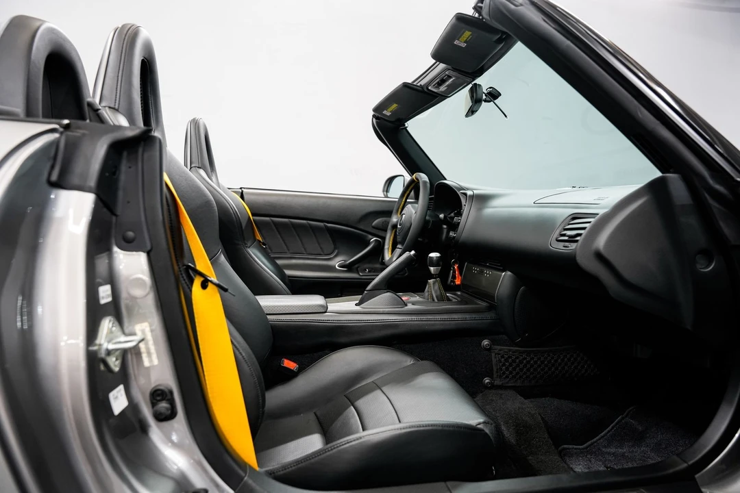 2004 Honda AP2 S2000 - Image 26 of 31
