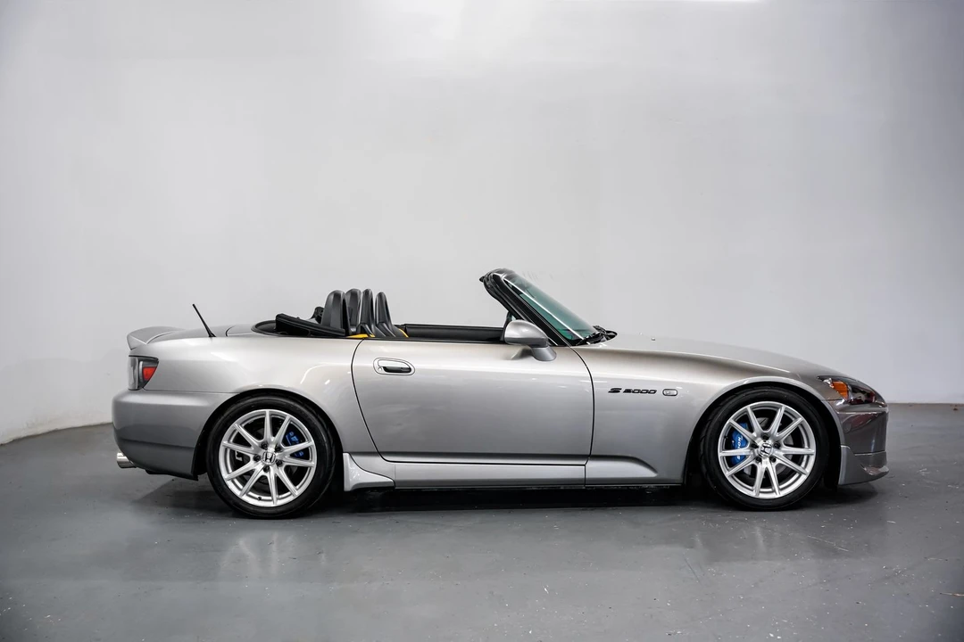 2004 Honda AP2 S2000 - Image 2 of 31