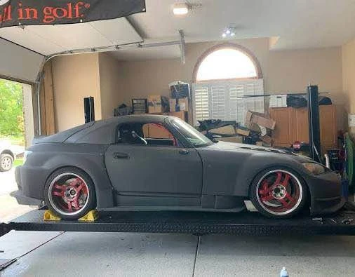 2004 Honda AP2 S2000 - Image 2 of 18