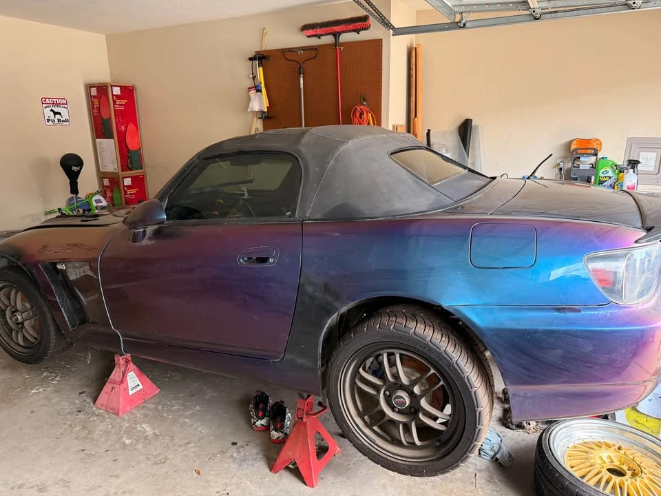 2004 Honda AP2 S2000 - Image 2 of 10