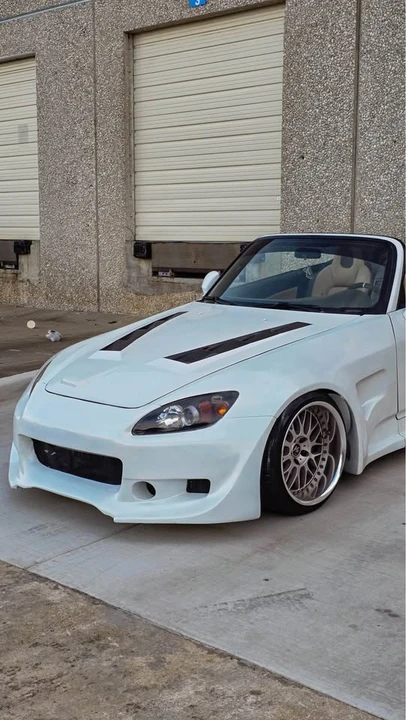 2004 Honda AP2 S2000 - Image 2 of 20