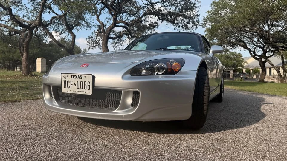 2004 Honda AP2 S2000 - Image 2 of 20
