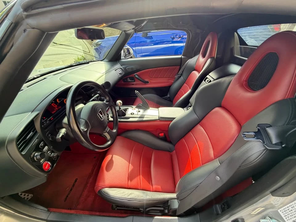 2004 Honda AP2 S2000 - Image 5 of 12